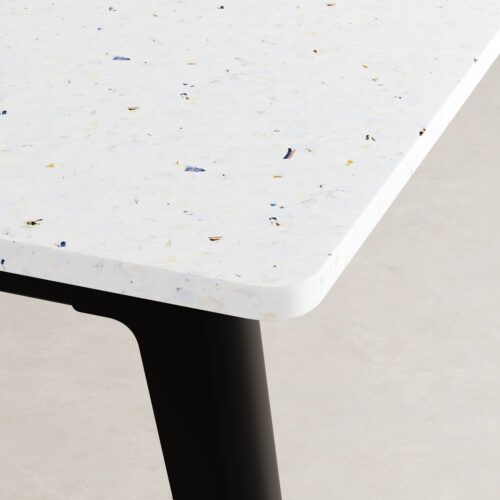 New Modern de Tip Toe plateau en plastique recyclé